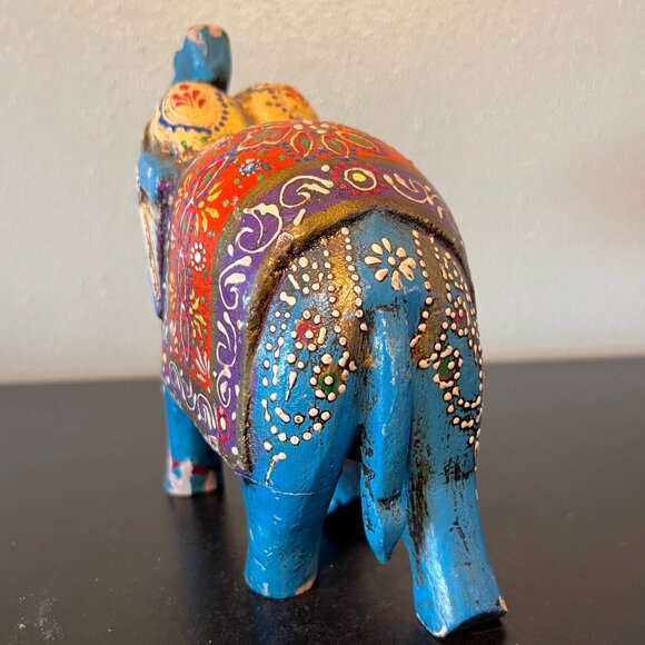 INDIAN FOLK ART Hand Carved Wooden Hand Painted Trunk Up Blessing Elephant - Picture 7 of 16